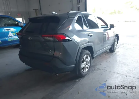 2019 Toyota Rav4 Le z USA, uszkodzony, nr VIN JTMF1RFV8KD512177